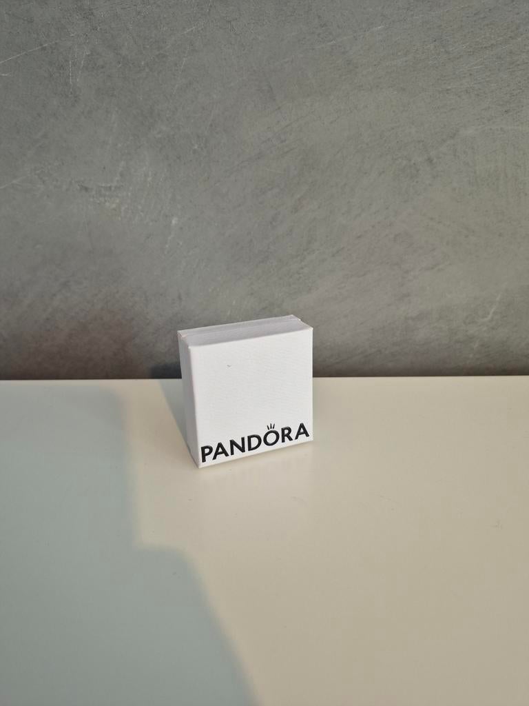 Pandora doosje, Ophalen of Verzenden, Zo goed als nieuw