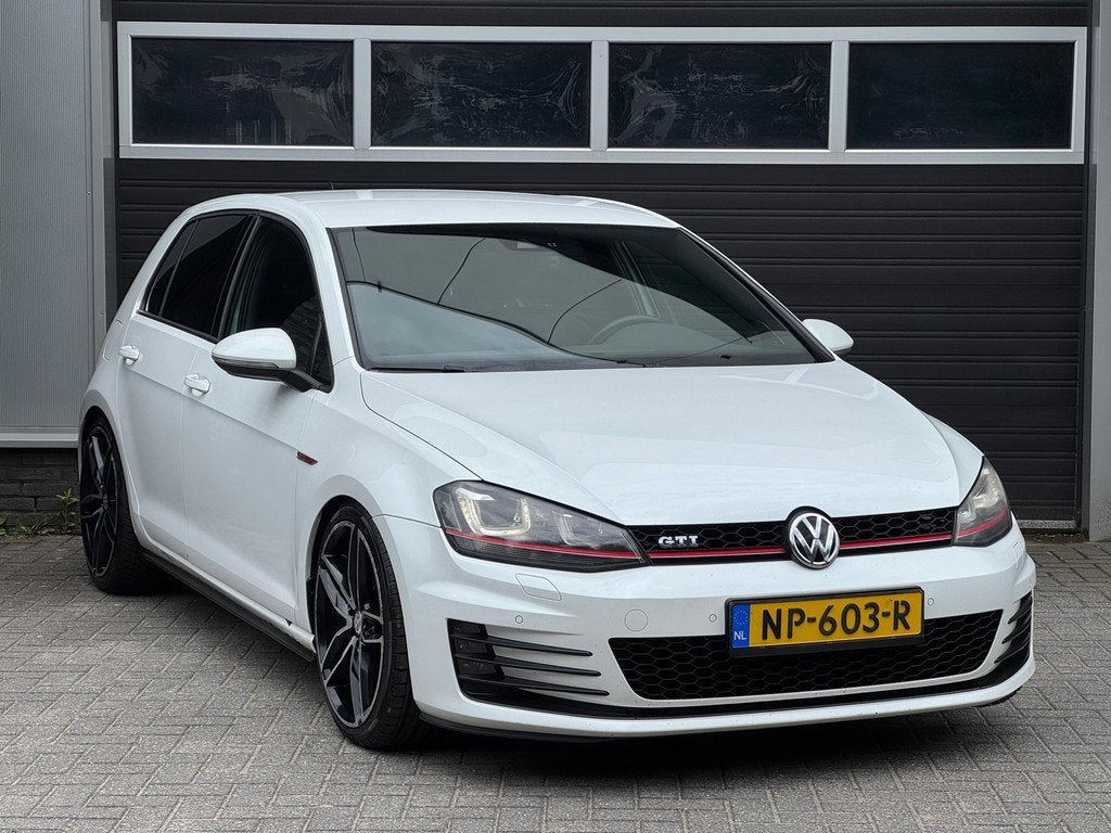Volkswagen Golf 2.0 TSI GTI DSG Performance Navi, Camera, Le, Gebruikt, Euro 6, 4 cilinders, 1984 cc