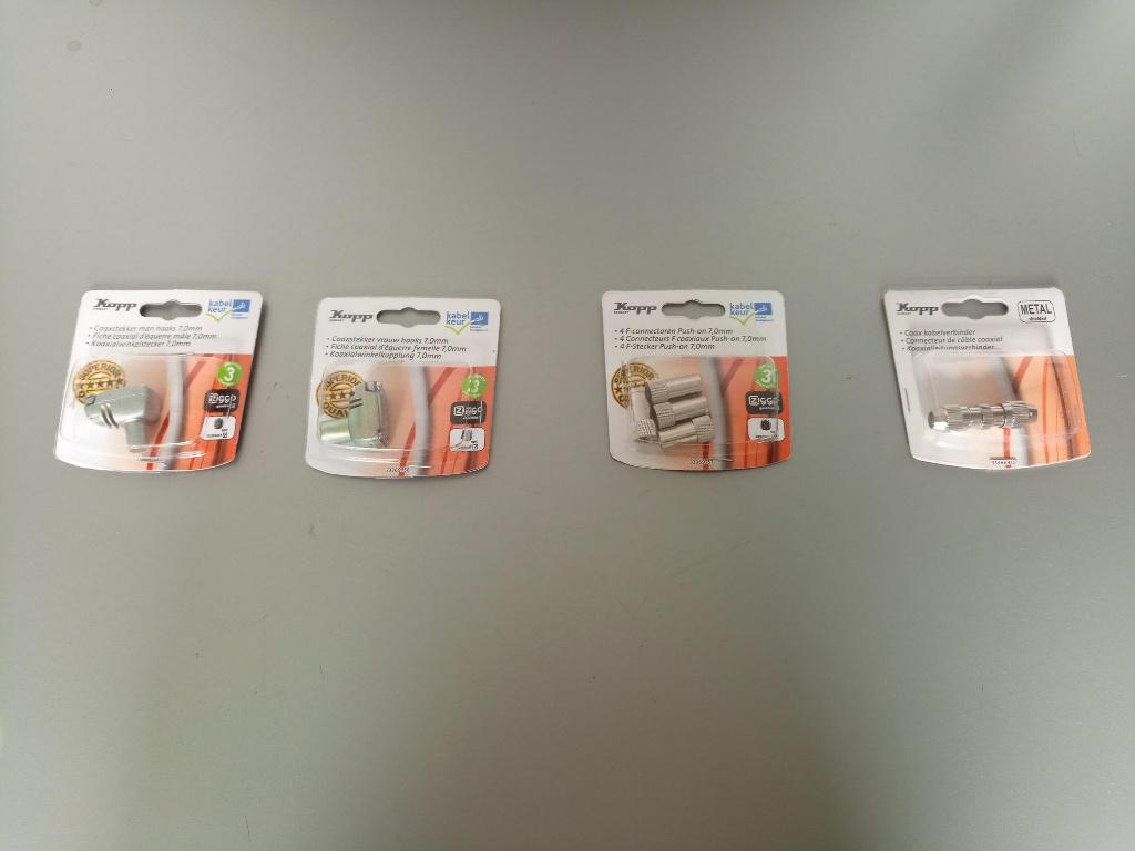 Diverse Kopp coax stekkers, kabel keur, Ziggo geschikt € 10, Ophalen of Verzenden, Nieuw, Minder dan 2 meter, Overige kabels