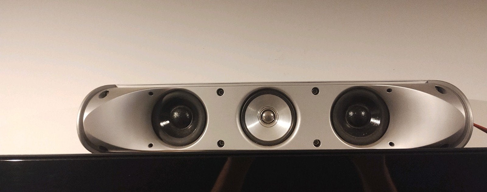 Kef HTC5001 center speaker 3-weg 100Wrms@8ohm 95-27.000hz., Gebruikt, Inclusief kabels, 60 tot 120 watt, Center speaker
