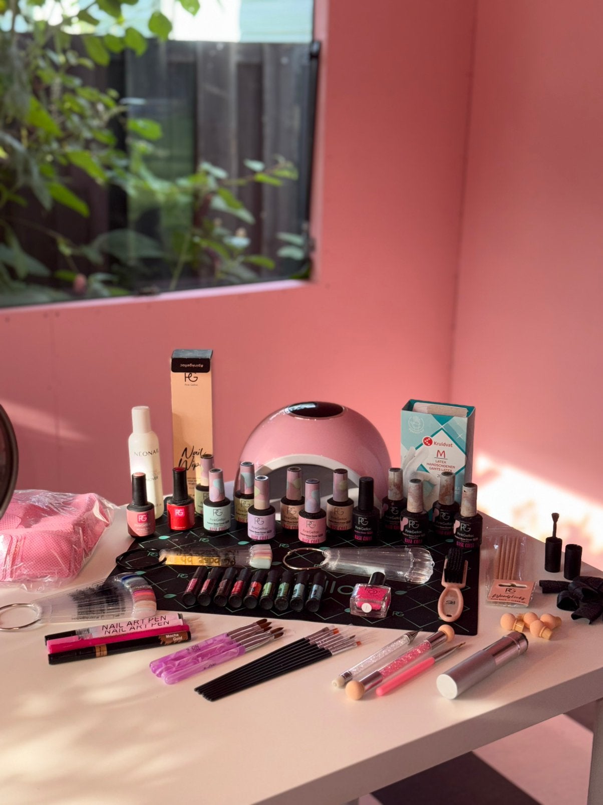 Pink Gellac set, Sieraden, Tassen en Uiterlijk, Uiterlijk | Cosmetica en Make-up, Ophalen, Zo goed als nieuw, Roze, Handen en Nagels