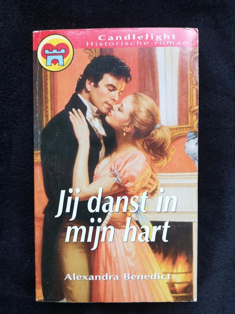 Alexandra Benedict, Jij danst in mijn hart, Boeken, Romans, Ophalen of Verzenden, Gelezen