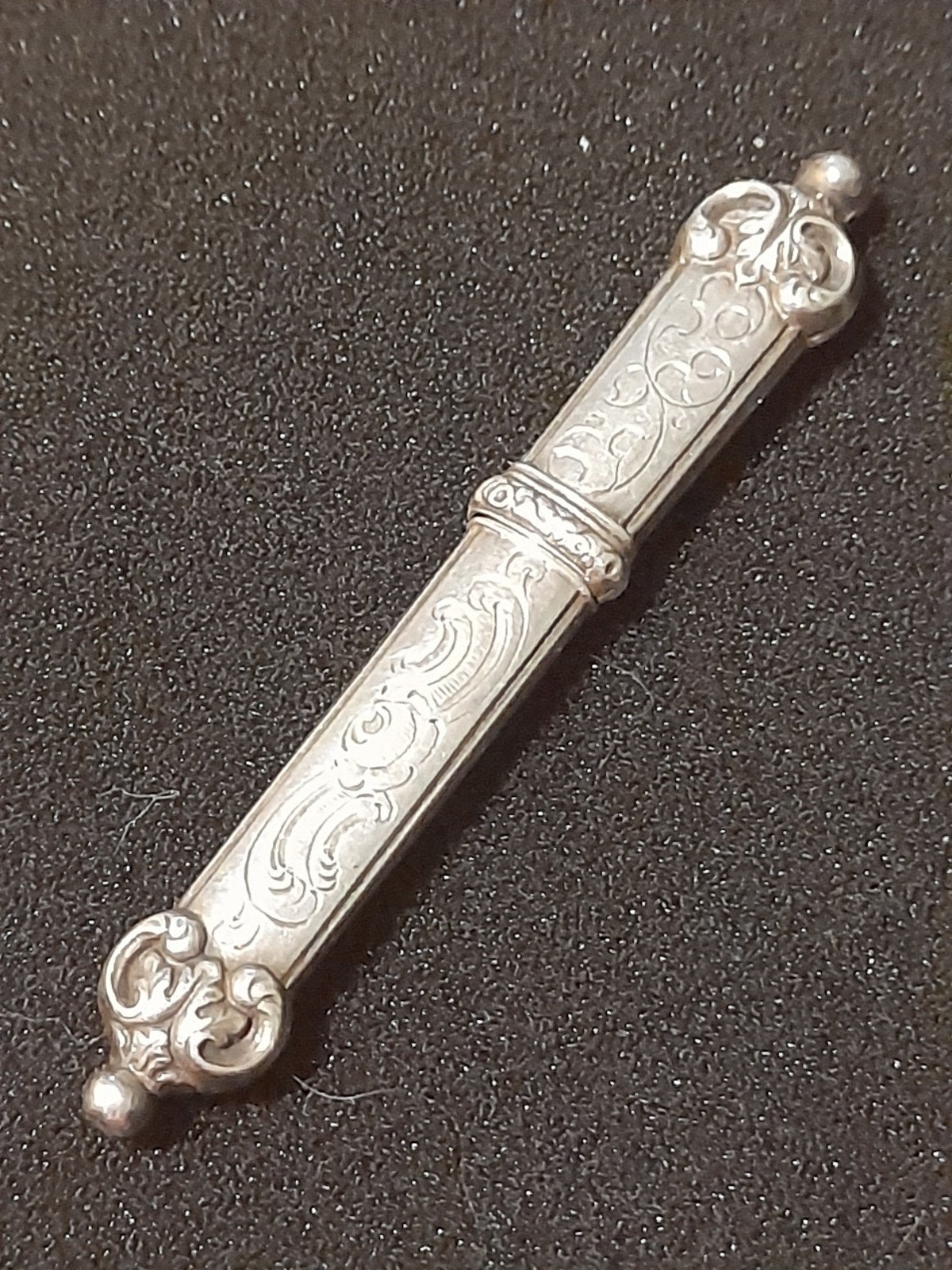 Antieke Zilveren Naaldenkoker - Prachtig Gegraveerd, Antiek en Kunst, Verzenden, Zilver