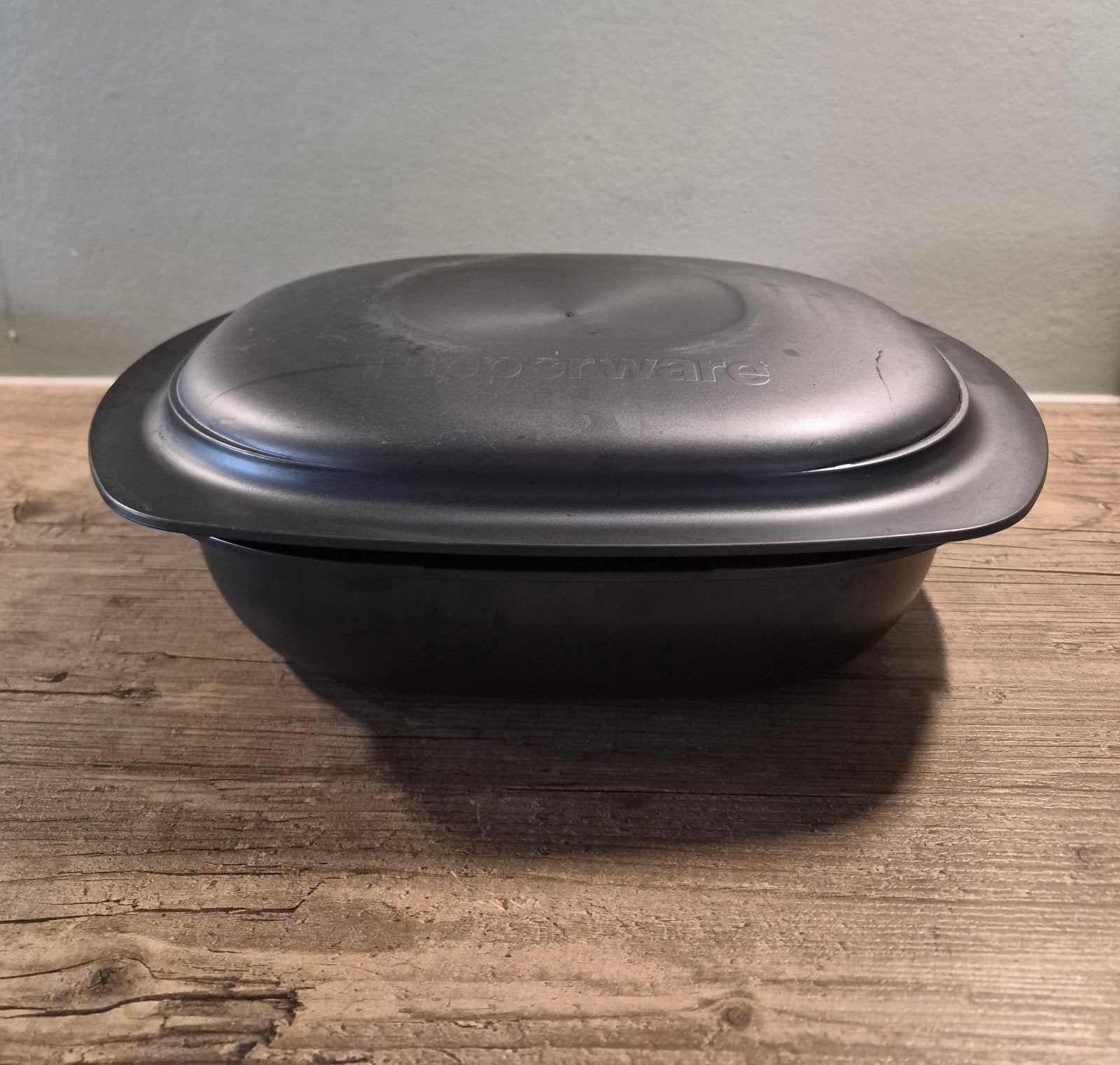Tupperware ultra pro oven/magnegron schaal 2 l, Gebruikt, Overige kleuren, Schaal, Ophalen of Verzenden