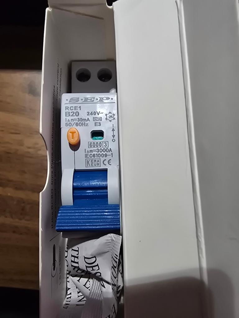 SEP B20 20A aardlekautomaat Alamat RCE1 RCBO 30mA type A, Ophalen of Verzenden