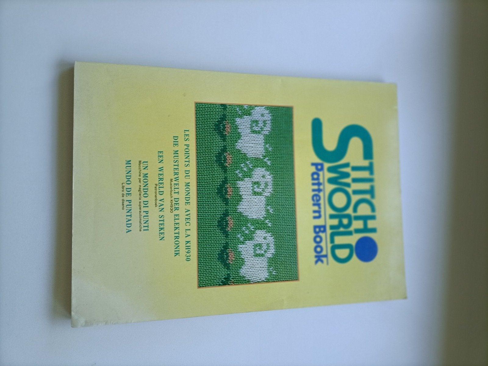 Stitch World Pattern Book - Breipatronen Boek, Ophalen of Verzenden, Gelezen, Breien en Haken, Onbekend