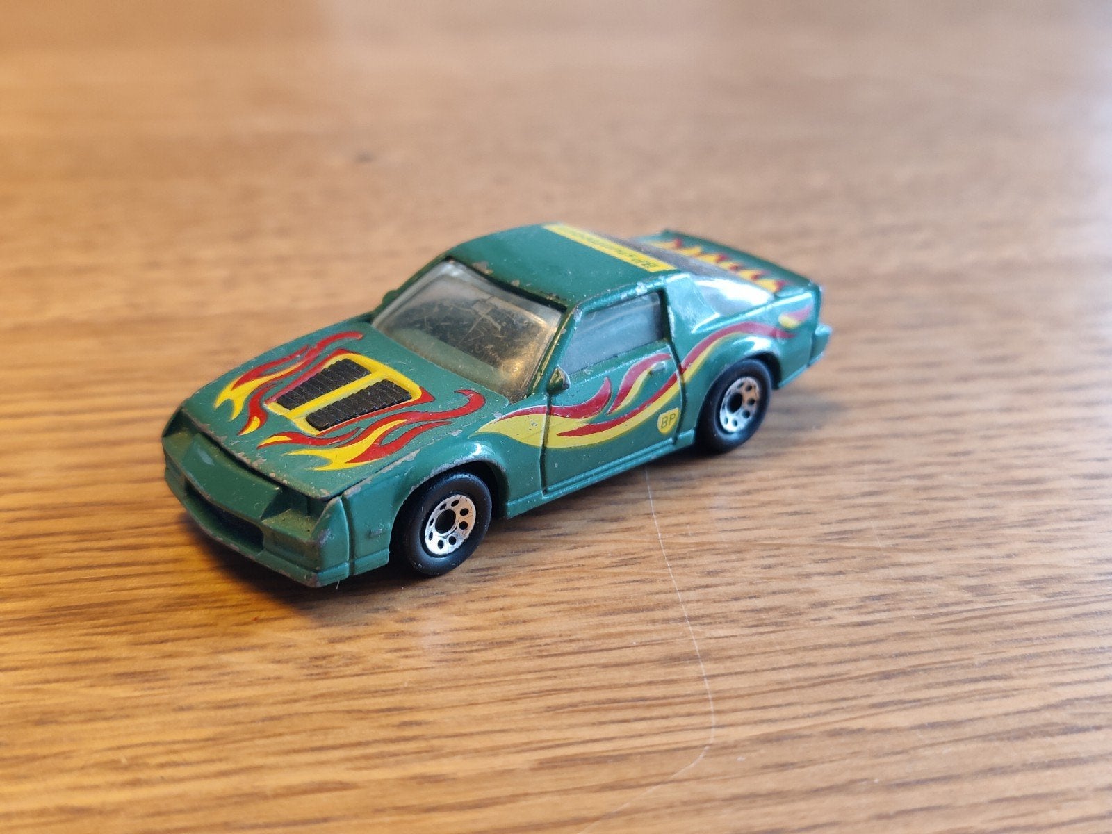 Matchbox Camaro Iroc Z BP, Hobby en Vrije tijd, Ophalen of Verzenden, Zo goed als nieuw, Auto