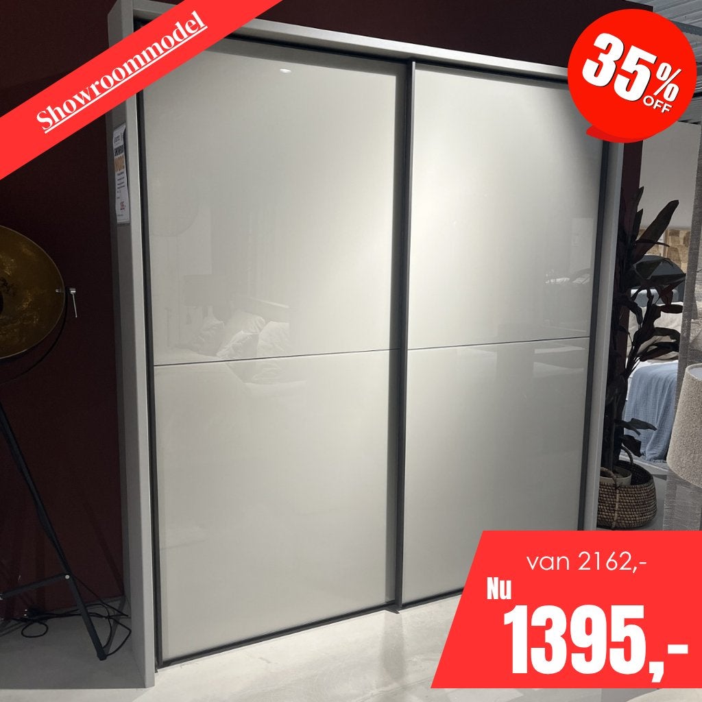 Zweefdeurkast kiezelgrijs – van €2.162,- voor €1.395,-, Huis en Inrichting, Kasten | Kledingkasten, 200 cm of meer, Nieuw, 200 cm of meer