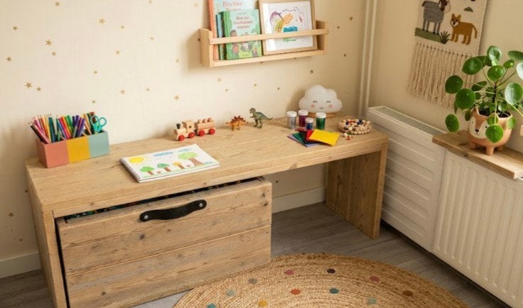 Kinder speeltafel/ bureautje/peuter bureau/ speel tafel, Kinderen en Baby's, Kinderkamer | Tafels en Stoelen, Ophalen