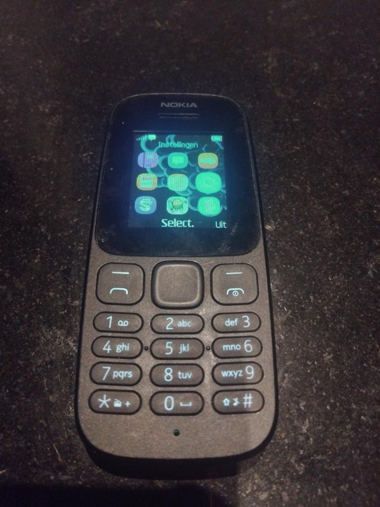 Nokia 105 te koop Prijs €15, Telecommunicatie, Mobiele telefoons | Nokia, Ophalen of Verzenden, Geen camera, Zwart