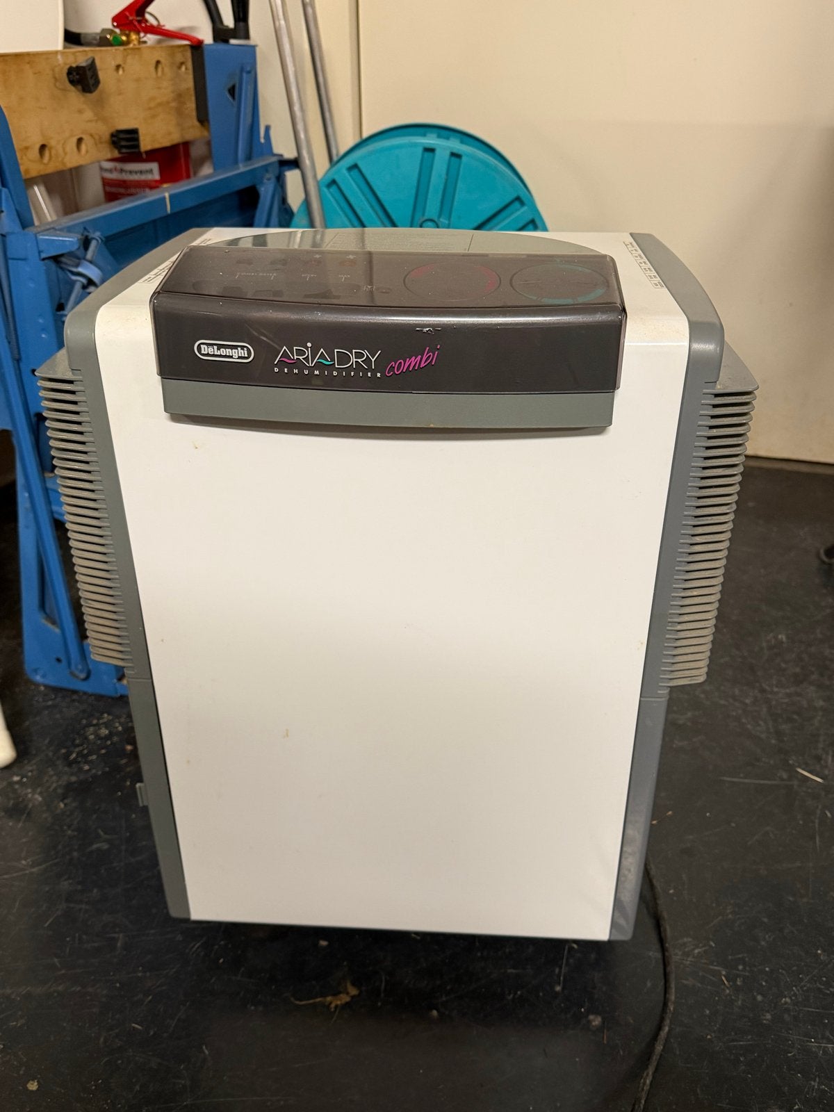 DeLonghi AriaDry Combi Luchtontvochtiger, Ophalen, Zo goed als nieuw, Luchtontvochter