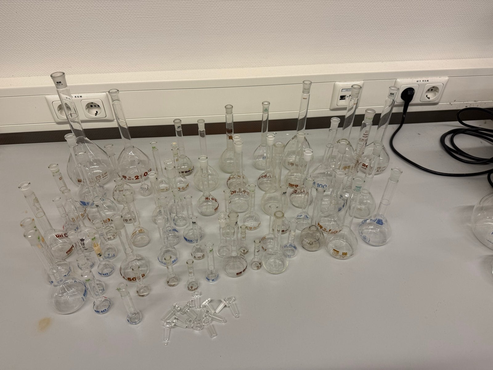 Grote partij maatkolven voor laboratorium, Ophalen, Gebruikt