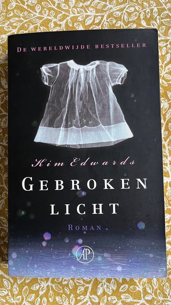 Kim Edwards - Gebroken licht, Ophalen of Verzenden, Zo goed als nieuw, Kim Edwards