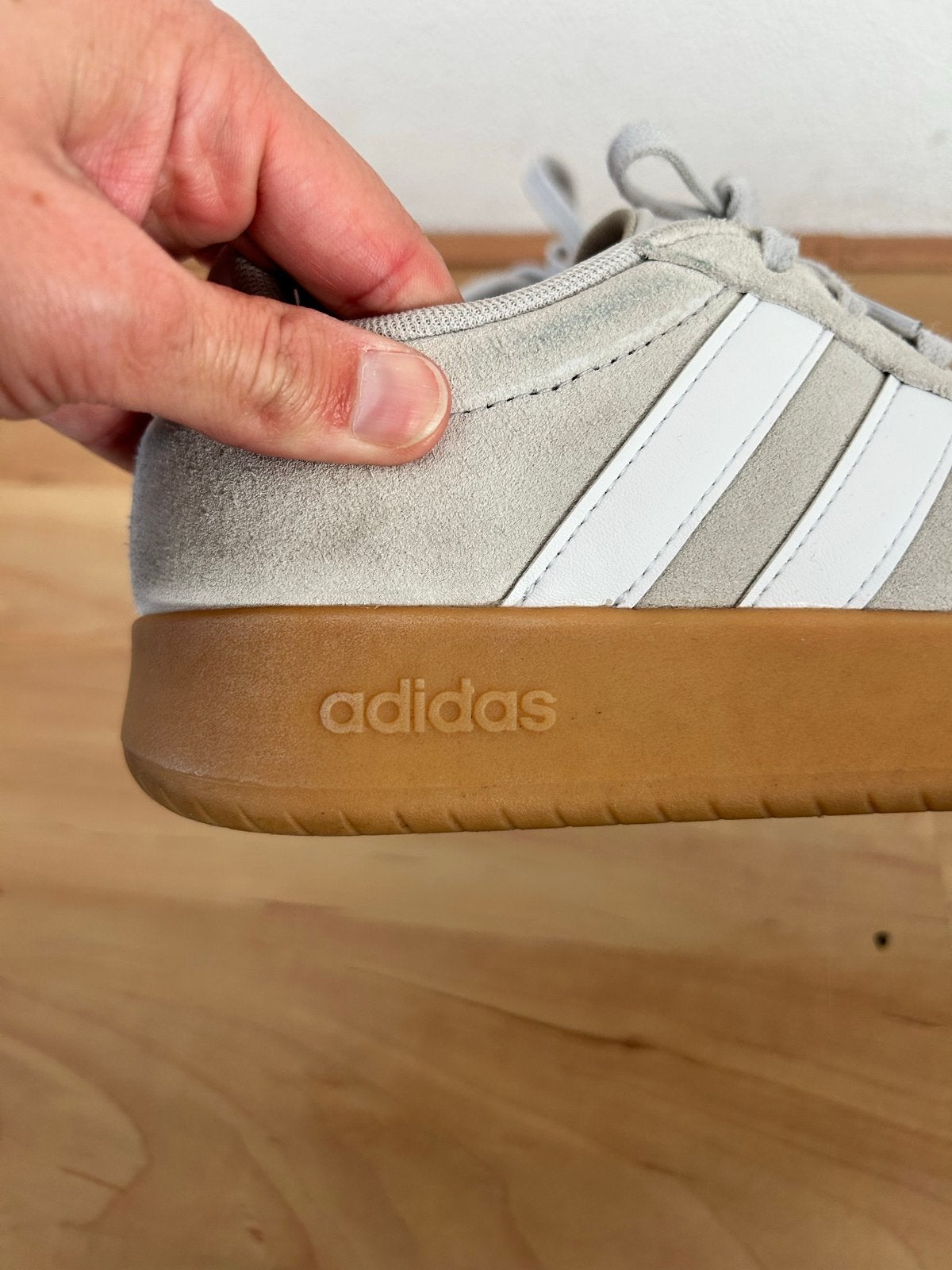 Adidas Barreda sneakers maat 40 zo goed als nieuw, Ophalen of Verzenden, Zo goed als nieuw, Overige kleuren, Sneakers of Gympen