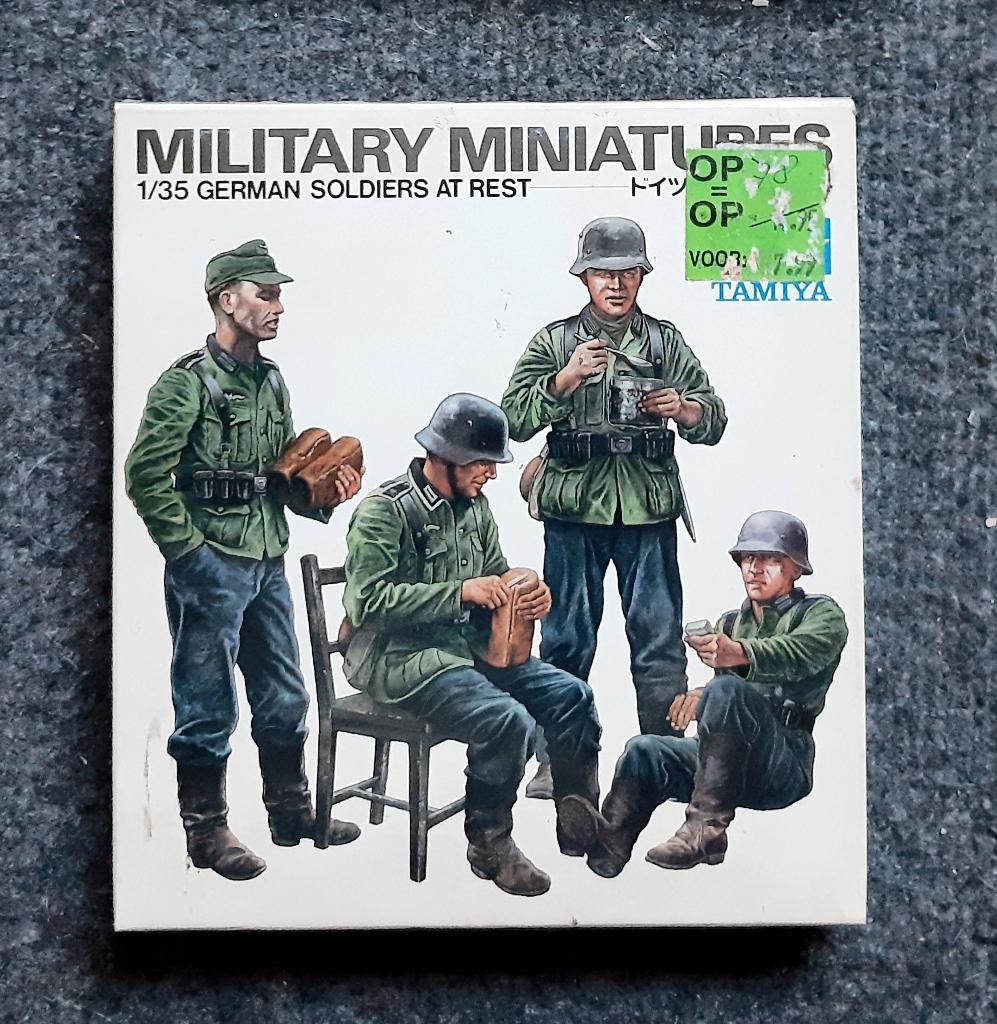 Tamiya German Soldiers at Rest 1:35, Ophalen of Verzenden, Zo goed als nieuw, 1:35 tot 1:50, Figuur of Figuren