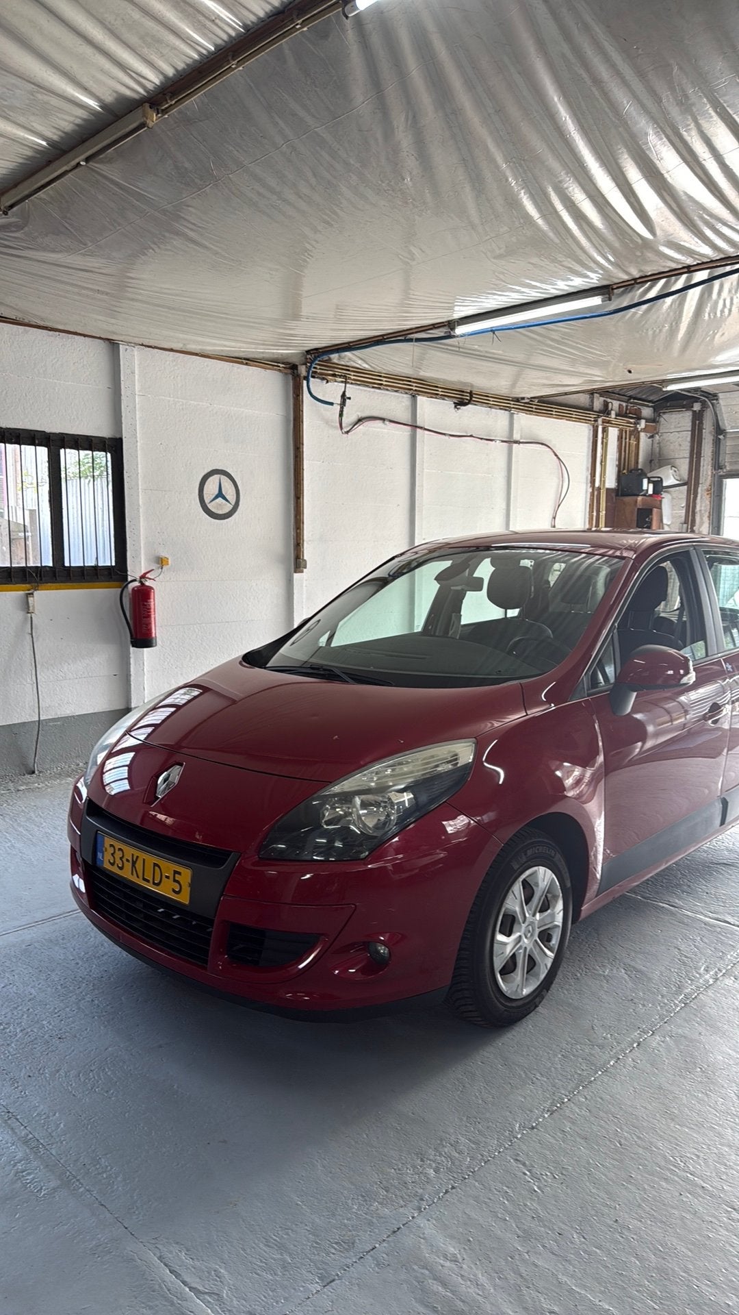 Renault Scénic 1.6 16V 81KW 2010 Rood, Auto's, Voorwielaandrijving, 1295 kg, 4 cilinders, Handgeschakeld