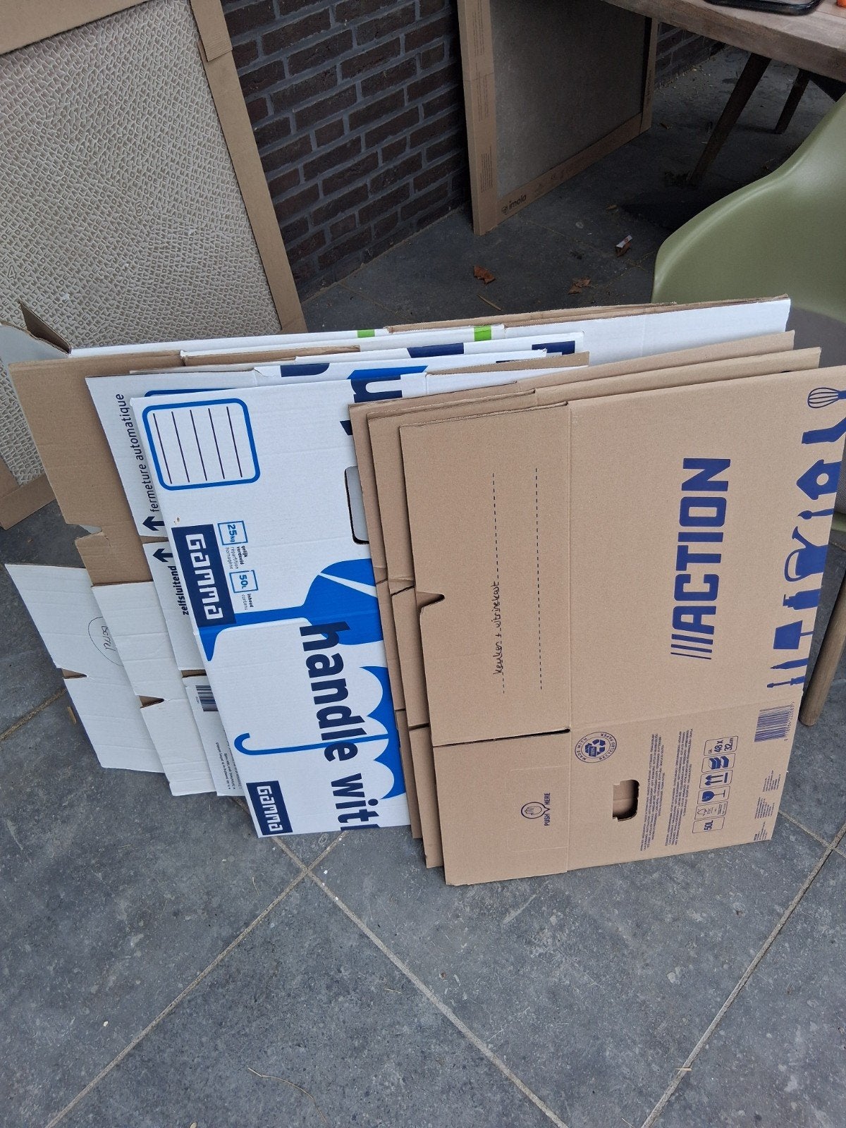 8 verhuisdozen afhalen in Dordrecht, Ophalen, Doos, 40 tot 60 cm, 50 tot 75 cm