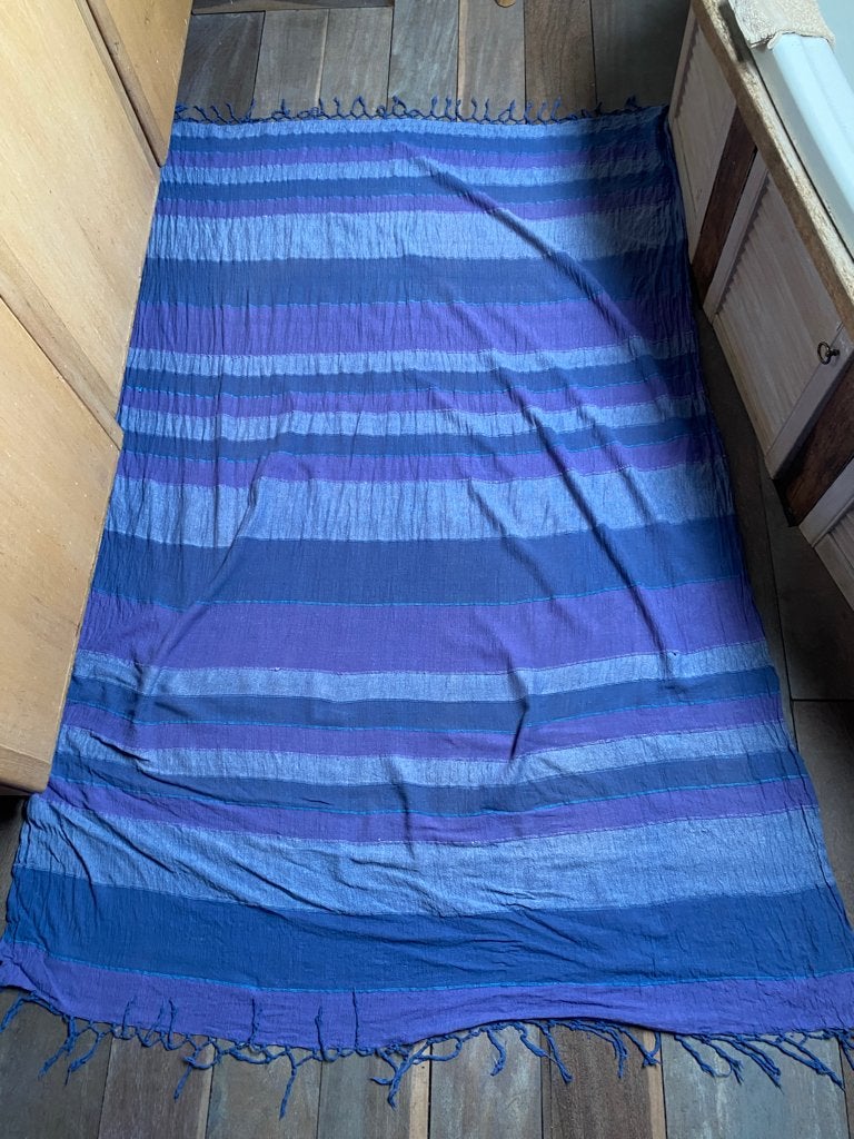 Grote handgemaakte plaid geïnspireerd op Nepal 200 x 145 cm, Gebruikt, Verzenden, 200 cm, Handgemaakt