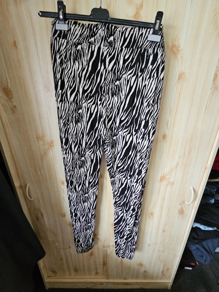 2 soepele broeken harem, Kleding | Dames, Broeken en Pantalons, Overige kleuren, Verzenden, Maat 46/48 (XL) of groter, Nieuw