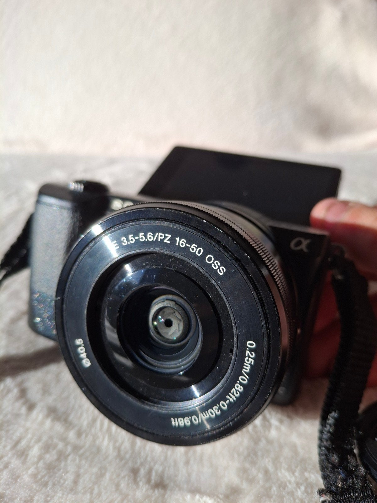 Sony a5100 + 16-50 OSS Lens - Weinig gebruikt, Ophalen, Zo goed als nieuw, Accu, Sony