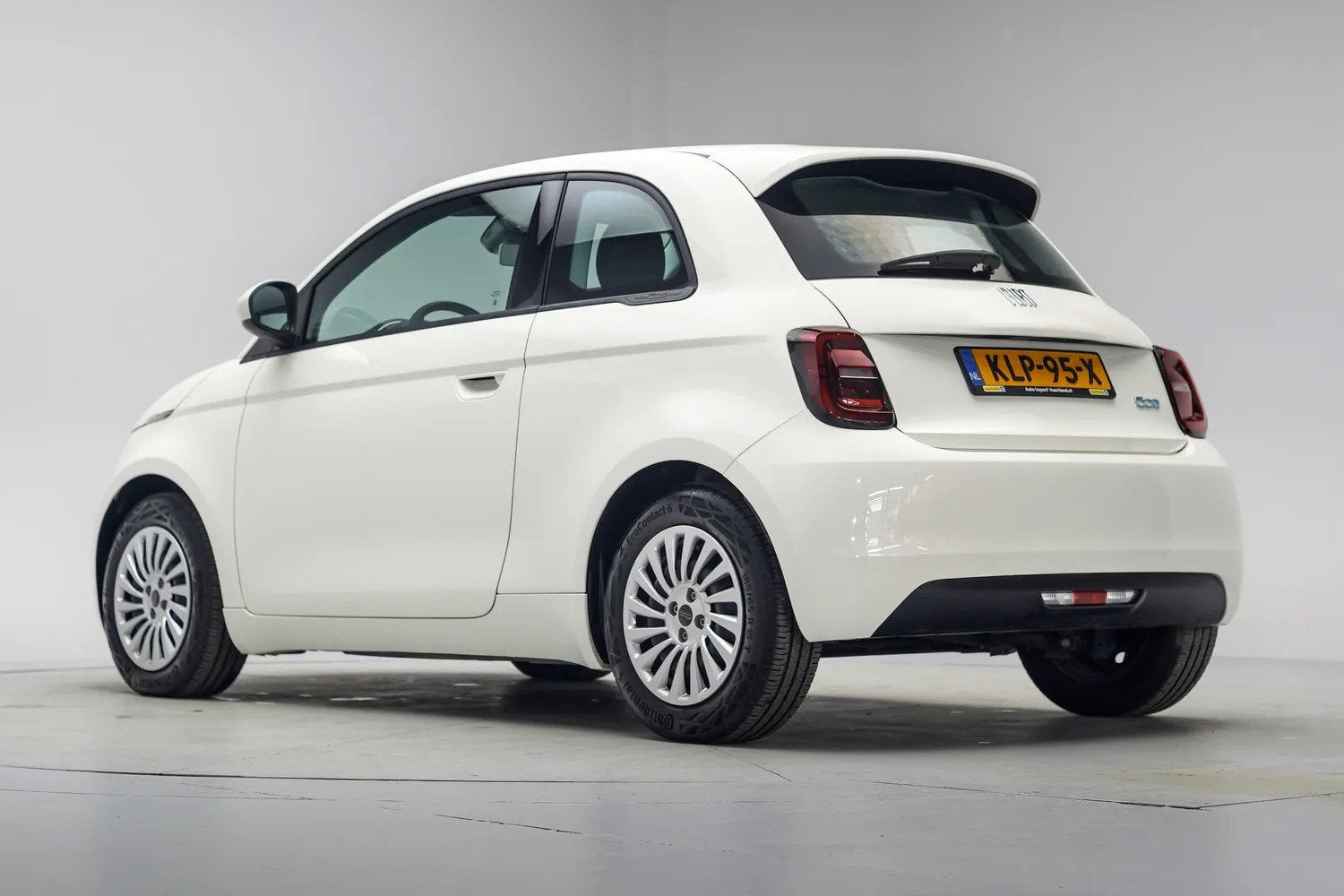 Fiat 500E 24 kWh Action 3-Fase [ Apple/Android Clima Verkeer, Auto's, Fiat, Automaat, 0 cilinders, Gebruikt, 95 pk