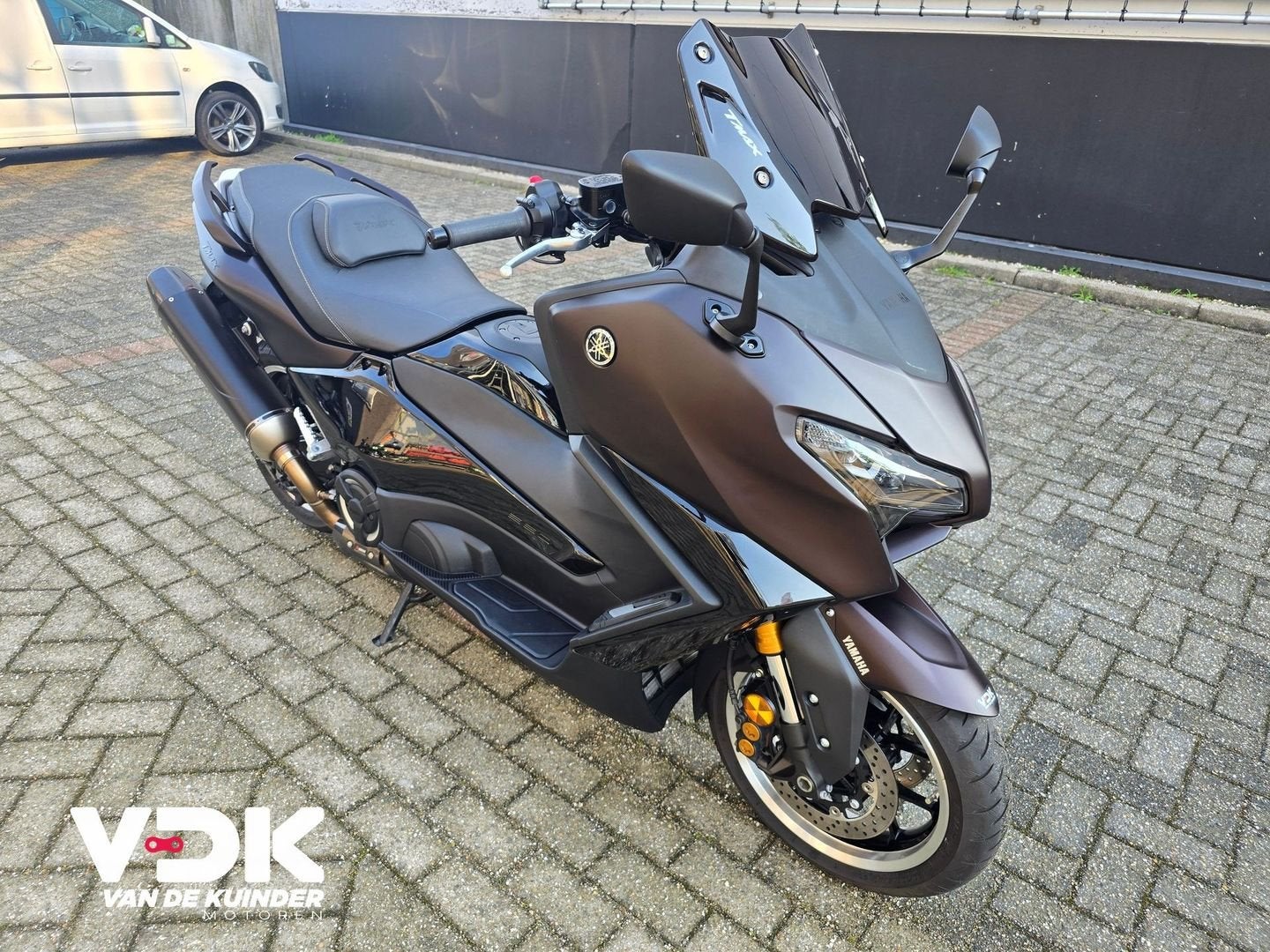 YAMAHA TMAX TECH MAX 560 (bj 2025), Motoren, Motoren | Yamaha, Scooter, 562 cc, Bedrijf, Onbekend