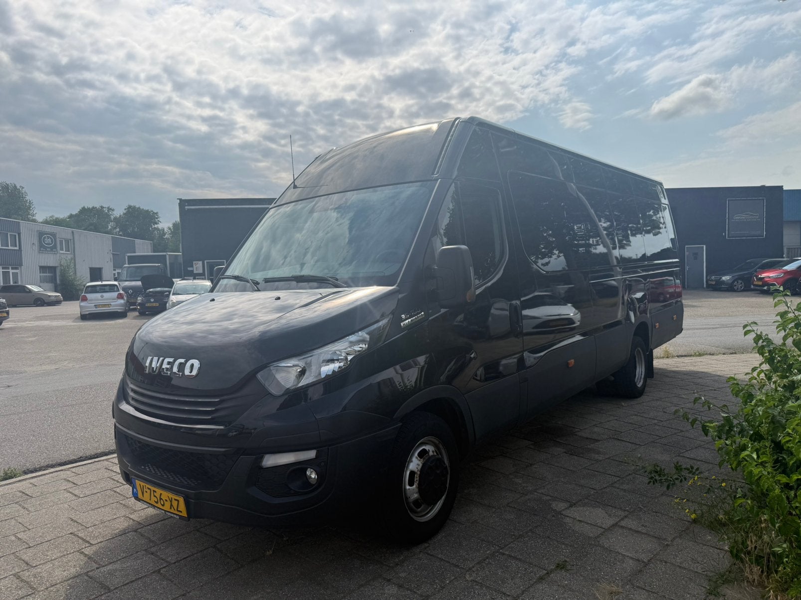 Iveco Daily 35C16 2.3D 114KW 2019/ automaat/dubbel cabine, Automaat, Achterwielaandrijving, Iveco, Origineel Nederlands