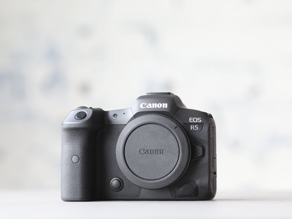 Canon EOS R5 - 600 clicks! - Incl. 1 jaar garantie!, Canon, -, Canon, -