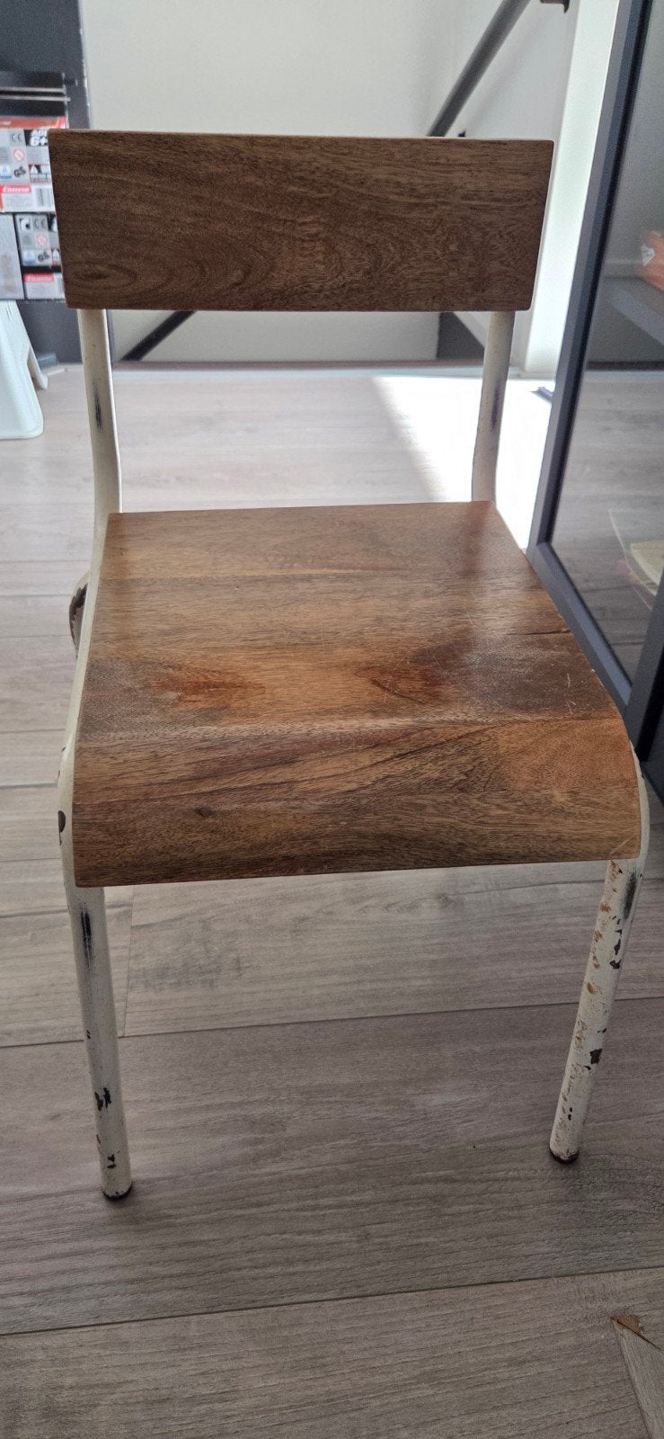 KidsDepot - Houten kinderstoel met metalen frame, Ophalen, Zo goed als nieuw, Stoel(en)