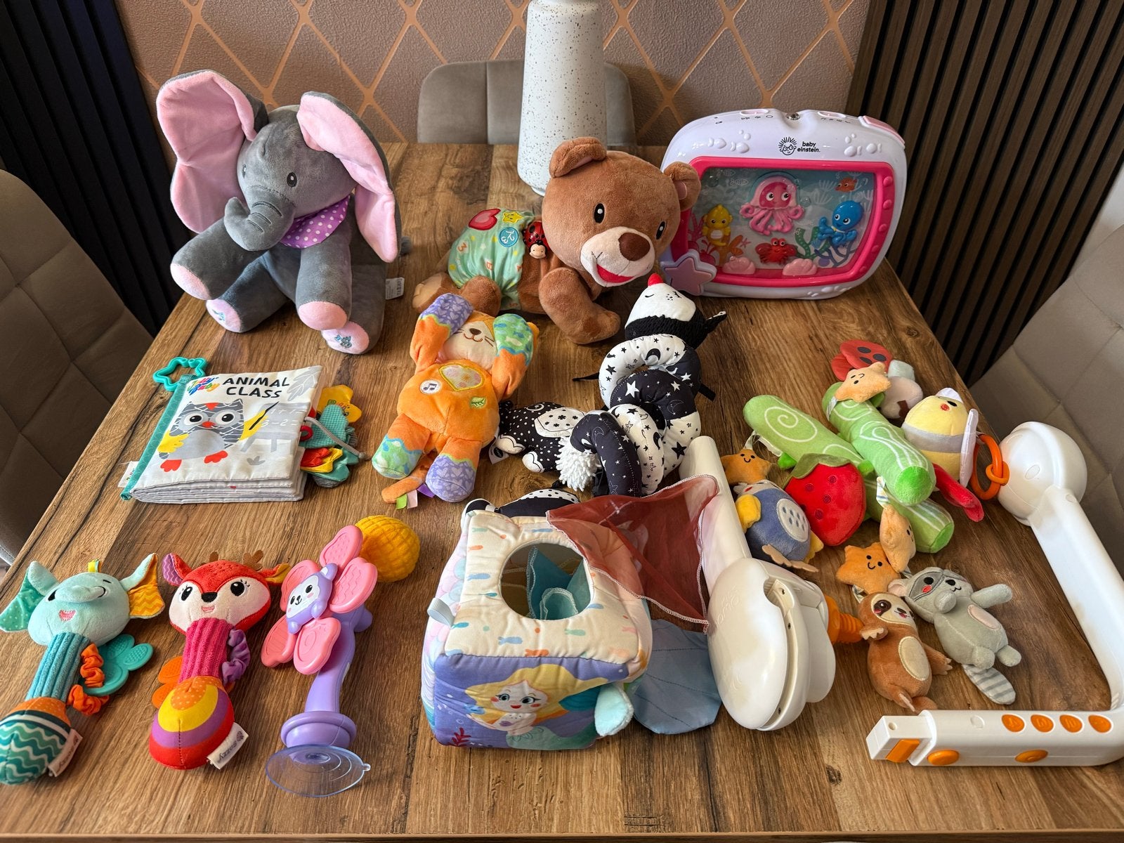 Grote collectie babyspeelgoed: rammelaars, mobielen, knuffel, Ophalen of Verzenden, Gebruikt, Overige typen, Met licht