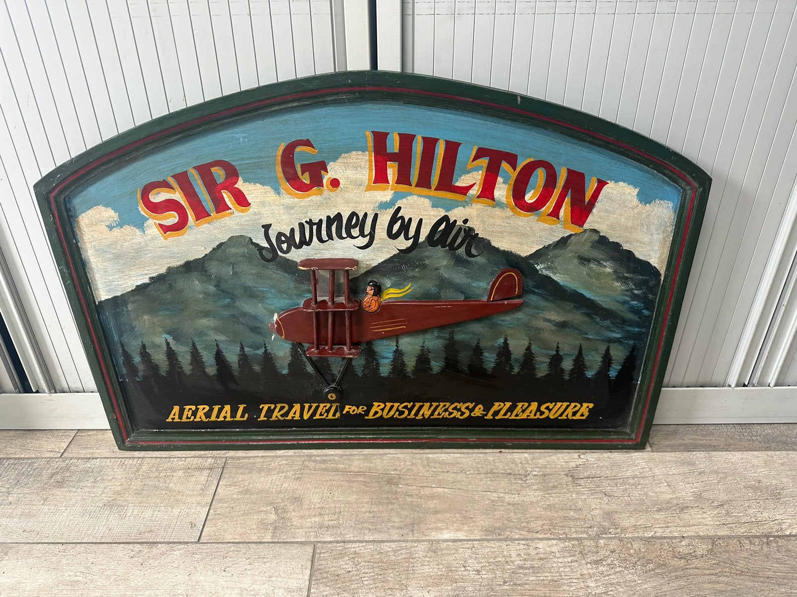 Sir G Hilton handbeschilderd decoratief houten bord, Ophalen of Verzenden, Zo goed als nieuw, Reclamebord