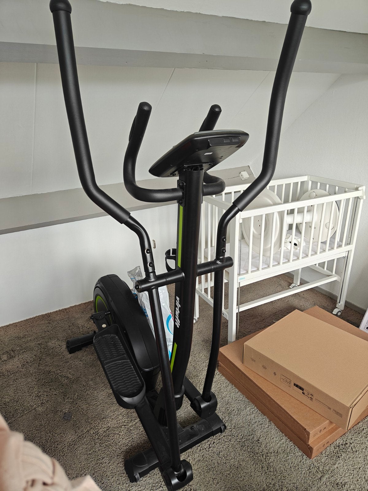 VirtuFit CTR 2.1 Crosstrainer met toebehoren, prima werkend, Ophalen, Zo goed als nieuw