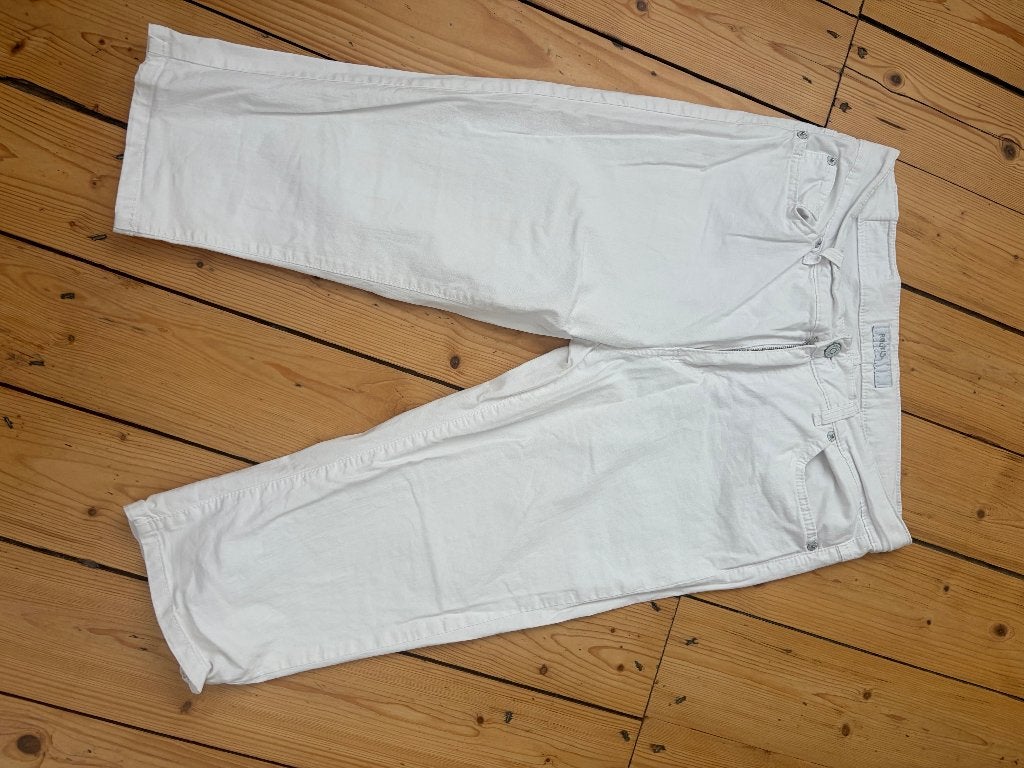 Spijkerbroek Capri wit, Ophalen of Verzenden, Zo goed als nieuw, Blauw, W30 - W32 (confectie 38/40)