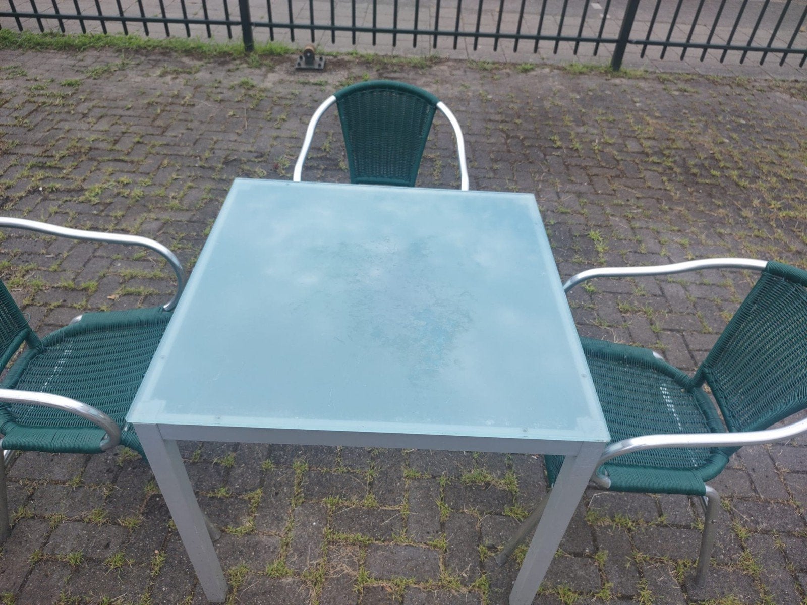 Tekoop  diverse  tuinsetten, Ophalen