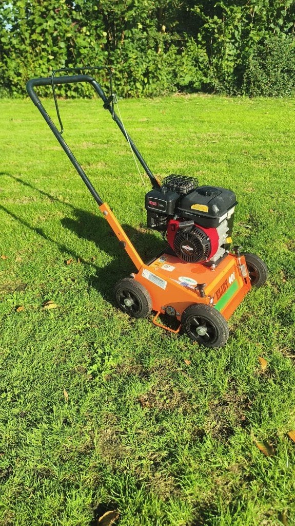 Eliet 401 Verticuteermachine, Ophalen, Gebruikt, Benzine, Eliet