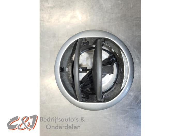 Luchtrooster Dashboard van een Fiat Doblo, Gebruikt, -, -, Ophalen of Verzenden
