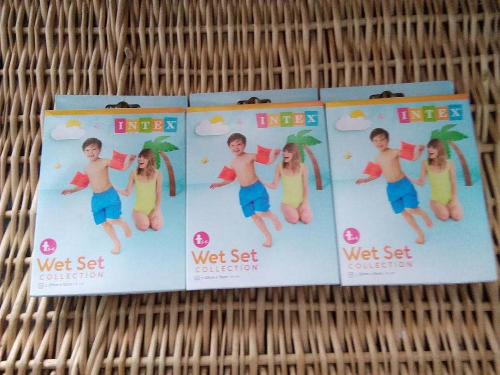 Drie nieuwe sets zwembandjes van Intex. Ook los te koop, Ophalen, Nieuw, Jongetje of Meisje