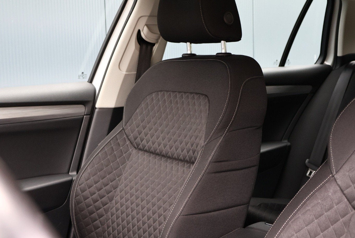 Zgan Interieur Skoda Superb iV (PHEV) 3V 2020 (stoelen), Auto-onderdelen, Interieur en Bekleding, Ophalen, Skoda