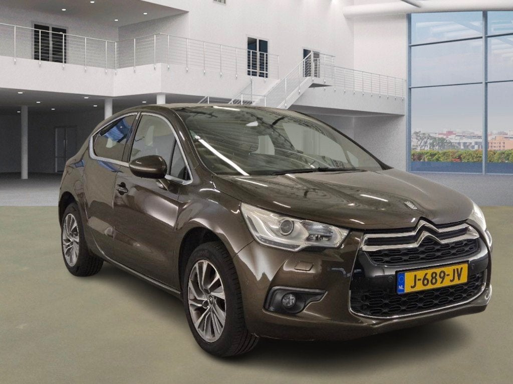 Citroen DS4 1.6 THP So Chic/ AUTOMAAT/ VELGEN/ LED, Auto's, Citroën, Euro 5, Gebruikt, Leder en Stof, 163 pk