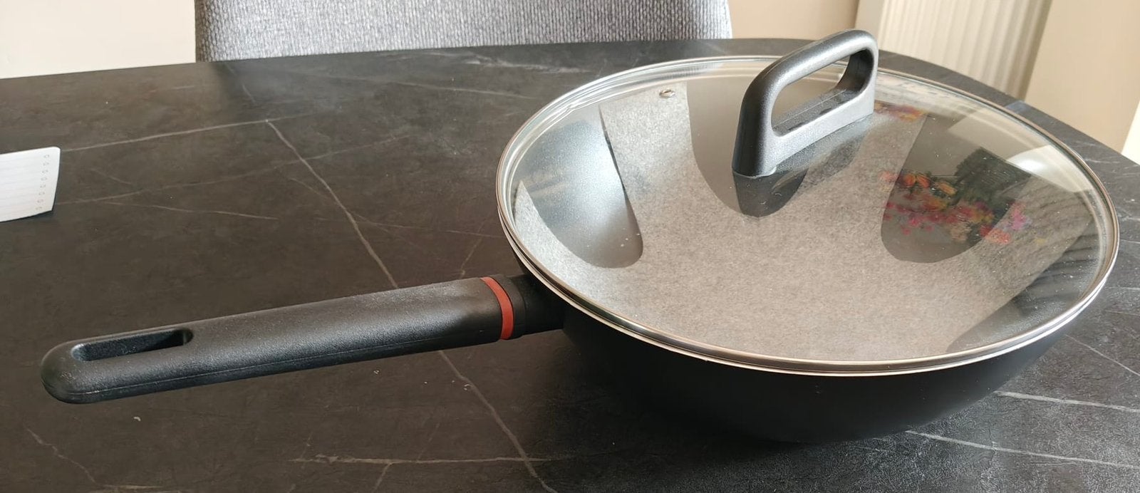 Nieuwe wokpan met deksel, Huis en Inrichting, Ophalen, Antiaanbaklaag, Nieuw, Rvs
