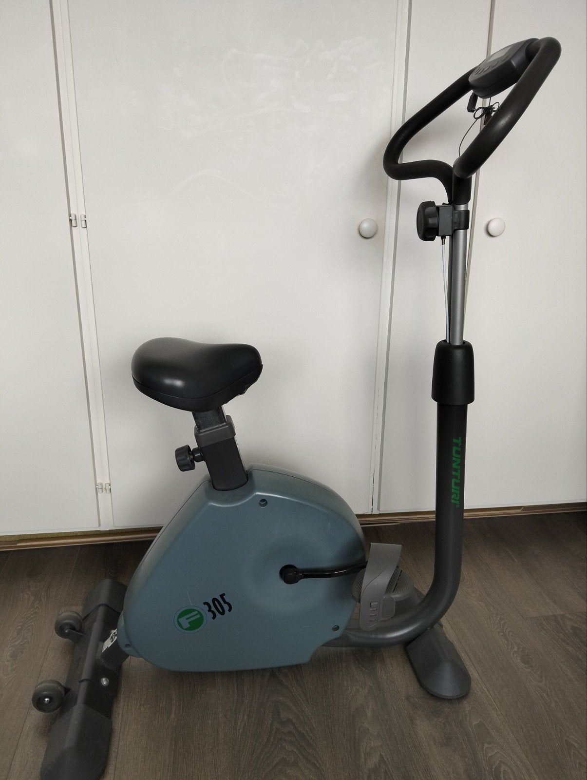 Hometrainer Tunturi F305, Ophalen, Overige materialen, Benen, Hometrainer