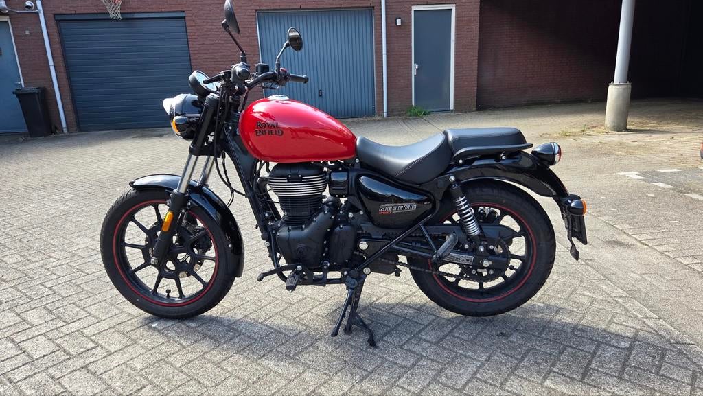 Royal Enfield Meteor 350 cruiser, Particulier