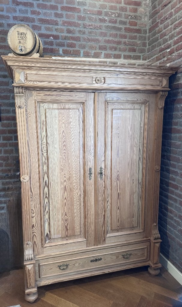 Antiek Grenen Kast, Ophalen