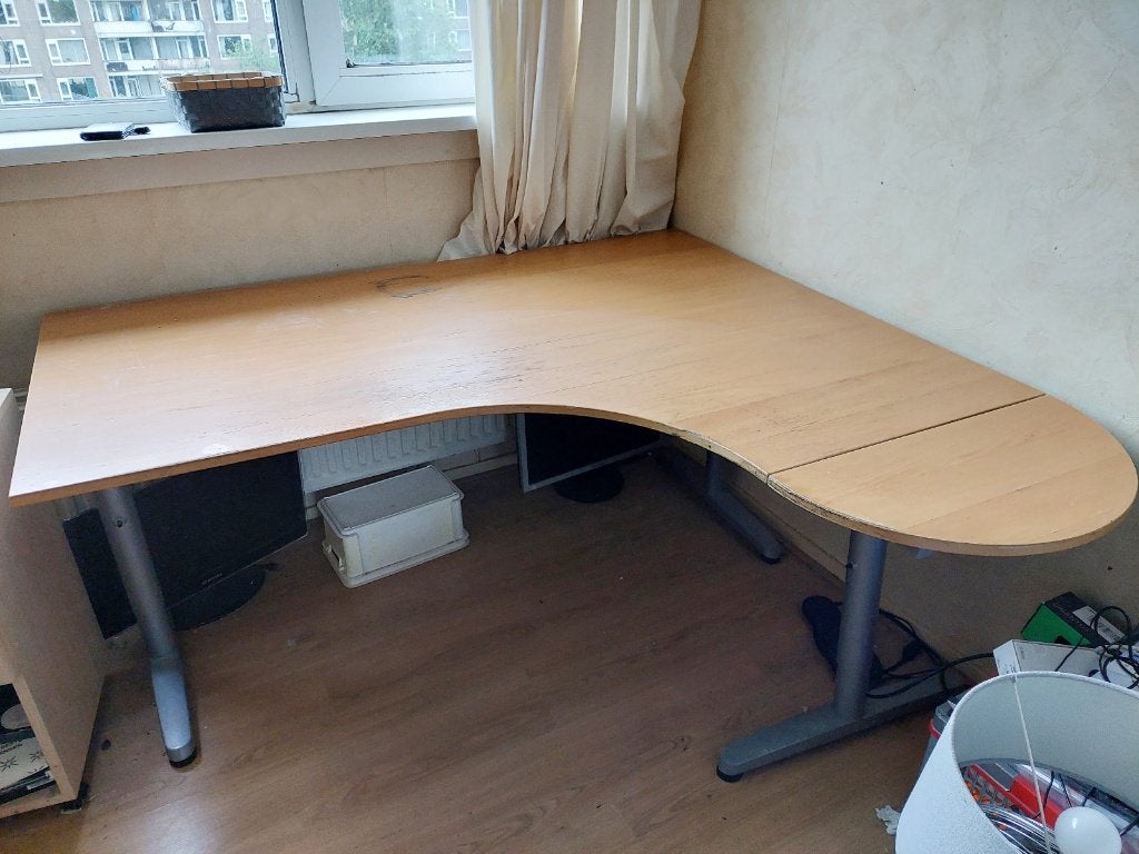 GRATIS OPHALEN Hoekbureau  IKEA, Ophalen, Spaanplaat of MDF, Hoekbureau, IKEA