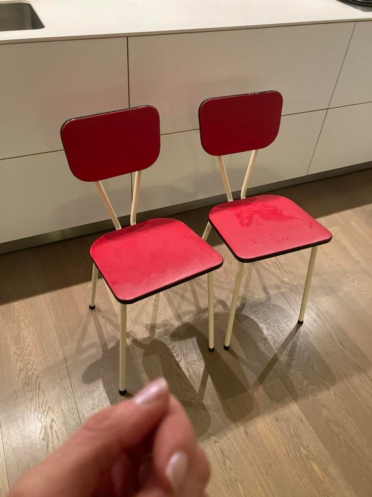 Retro formica stoeltjes, Huis en Inrichting, Stoelen, Zo goed als nieuw, Twee, Rood, Ophalen