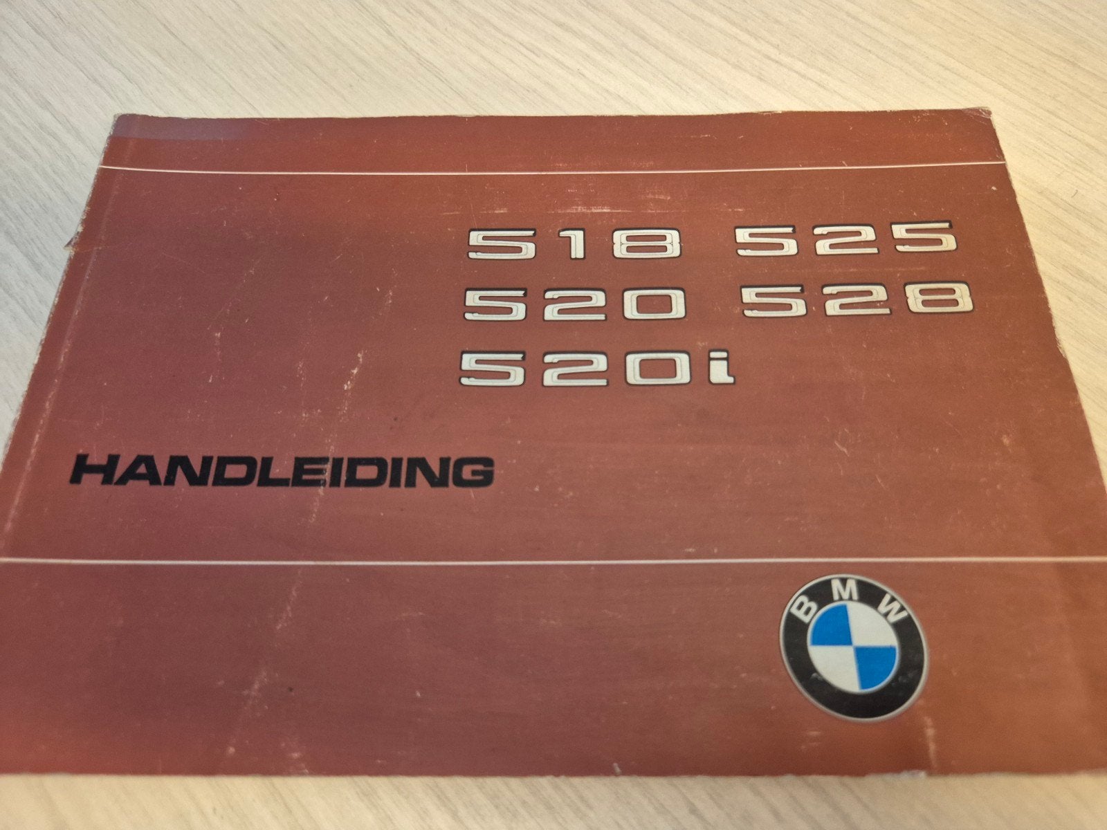 1975 BMW 5 serie handleiding instructieboekje BMW E12 izgst, Ophalen of Verzenden