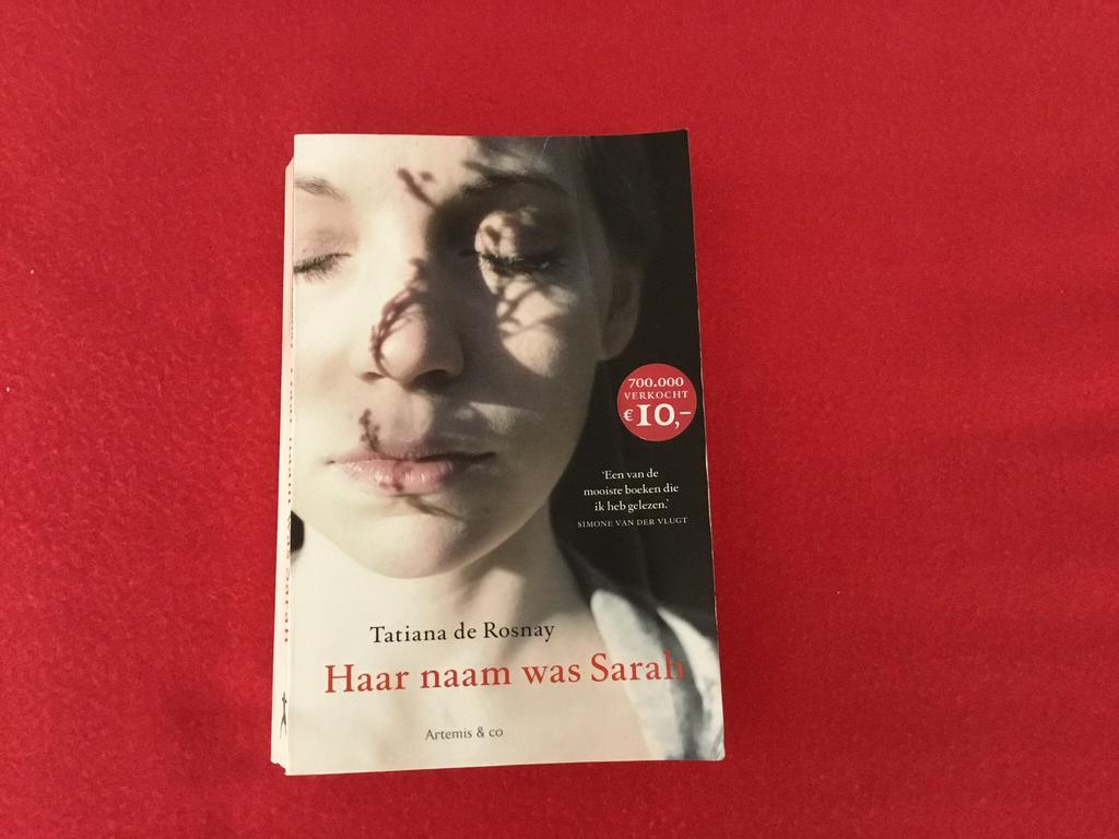 Boek : haar naam was Sarah., Ophalen of Verzenden, Zo goed als nieuw