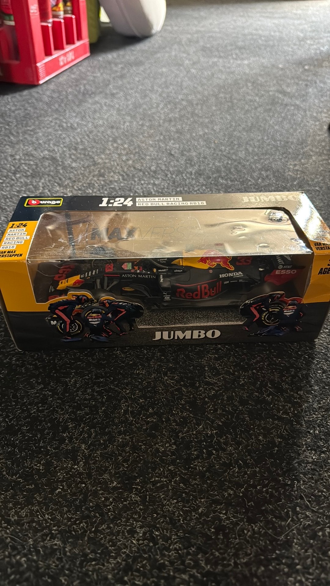 Red bull auto 1:24 RB16, Hobby en Vrije tijd, Modelauto's | 1:24, Verzenden, Zo goed als nieuw, Auto, Bburago