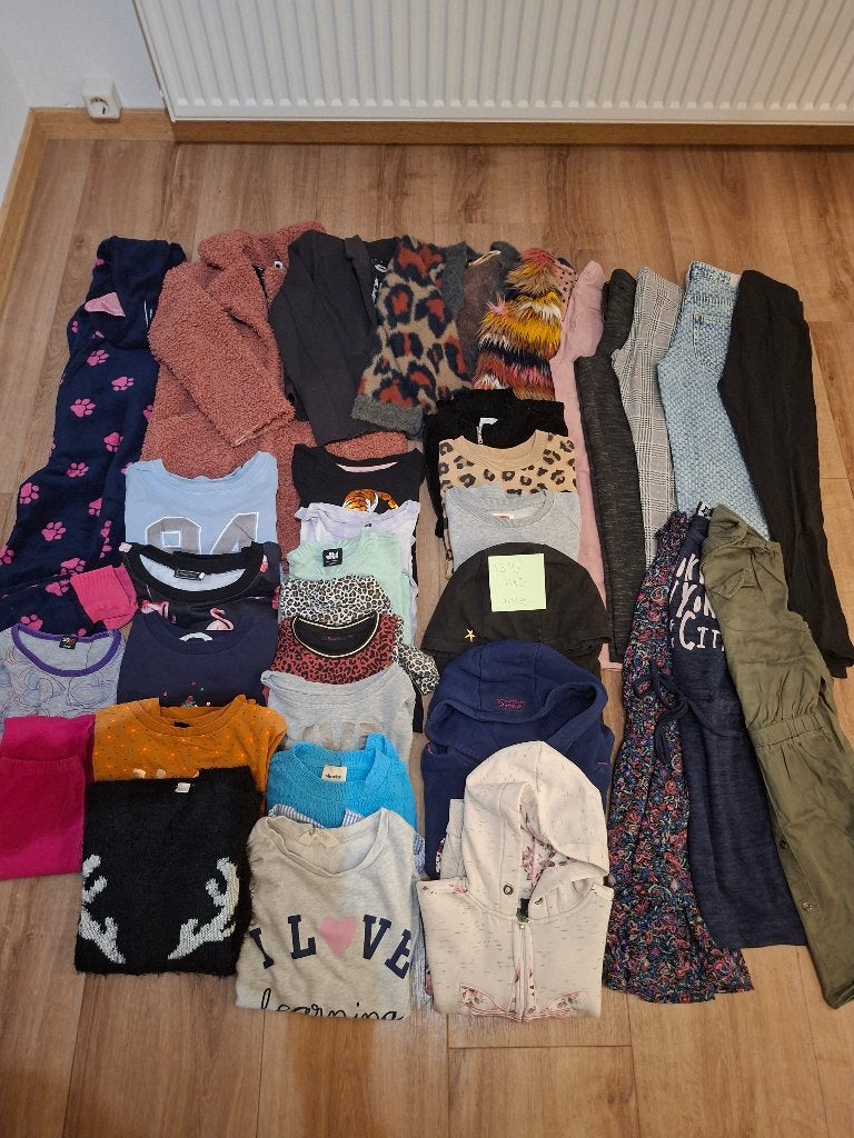 Pakket 1 meisjeskleding 134 / 140 winter, Ophalen, Zo goed als nieuw, Meisje