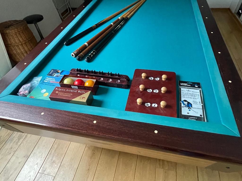 Biljarttafel met merk 'Wilhelmina Amsterdam', Ophalen, Gebruikt, Biljarttafel